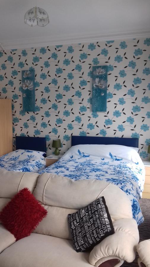 Amber Lodge Guest House เกรทยาร์มัธ ภายนอก รูปภาพ