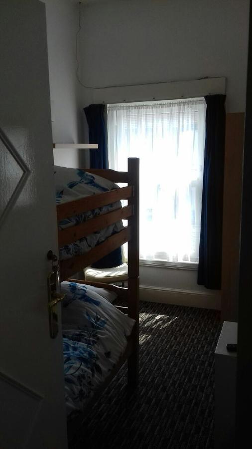 Amber Lodge Guest House เกรทยาร์มัธ ภายนอก รูปภาพ